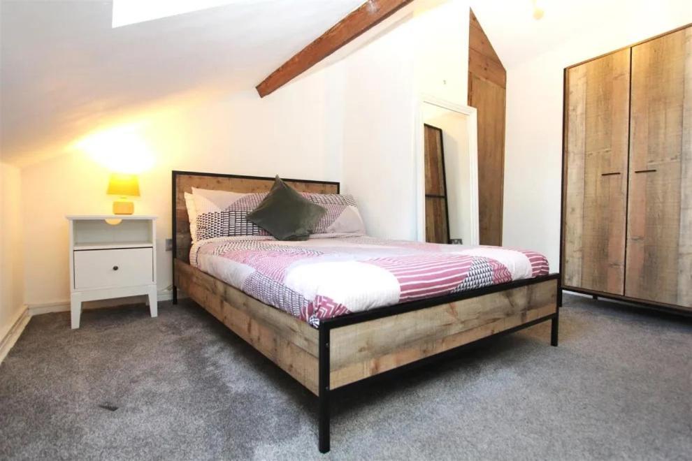 Large New-York Style Penthouse Apartment In Leeds City Centre With Contactless Check In Exteriör bild